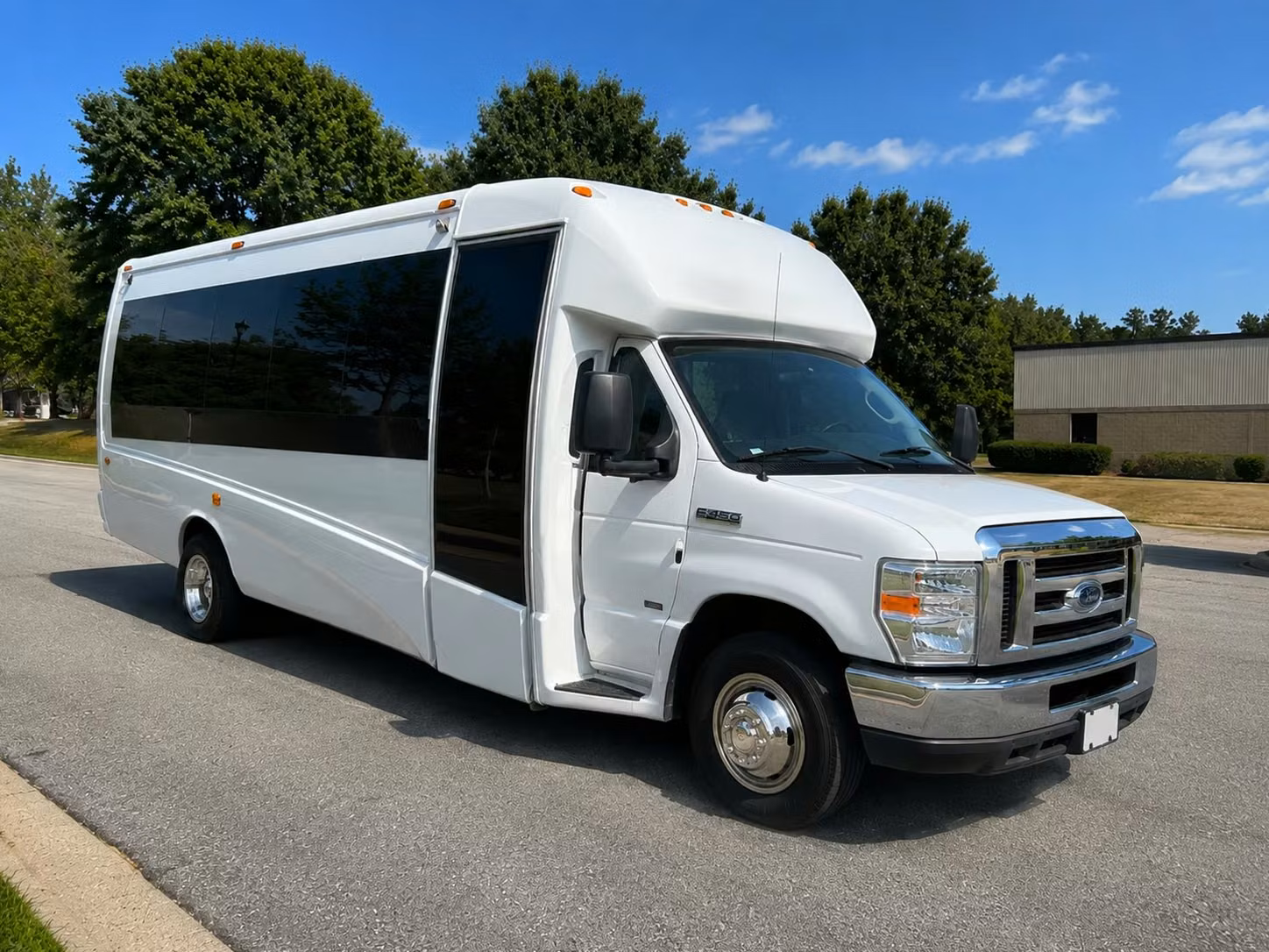 18 passenger minibus