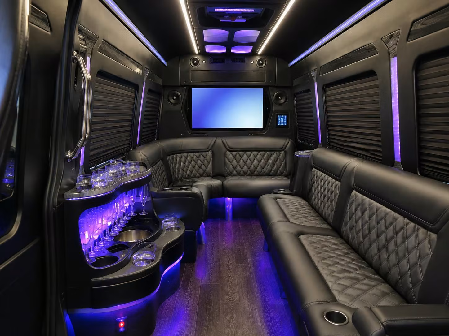 charterbusrentalrichmondca com connects you with the right prom bus for your exact itinerary