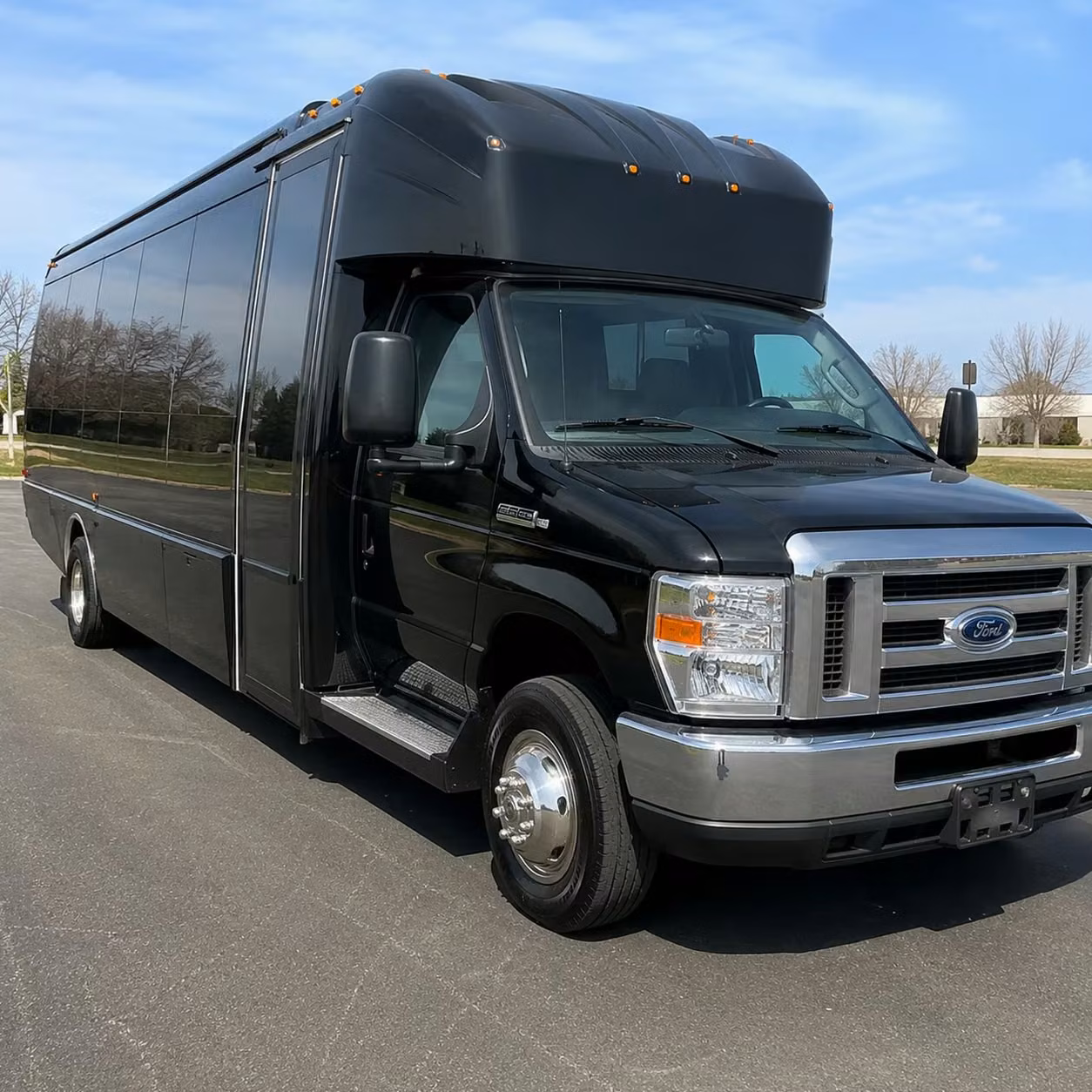 party bus rentals for richmond concert nights and pre show events