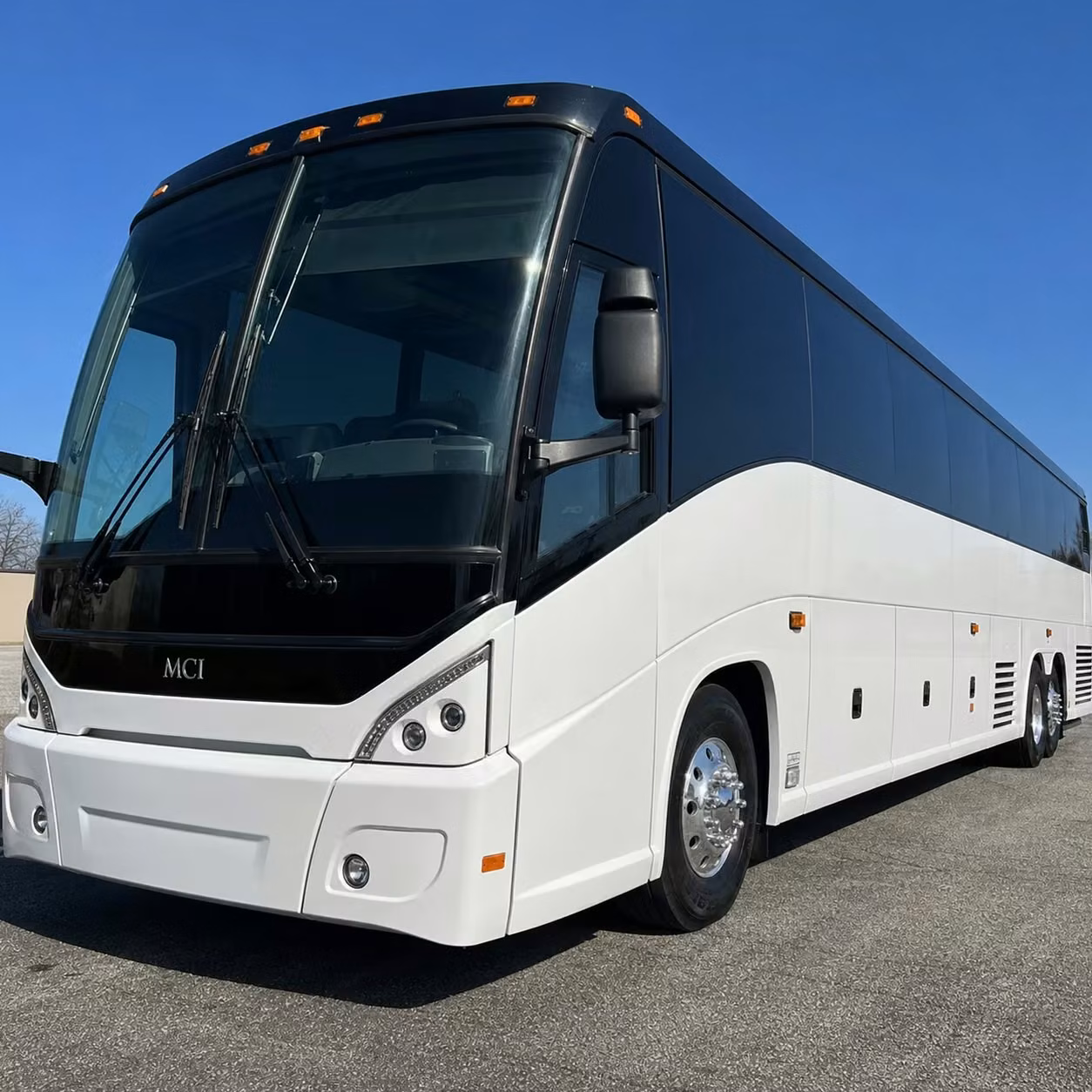 with charterbusrentalrichmondca com you ll never be stuck with one fleet for your richmond airport shuttle